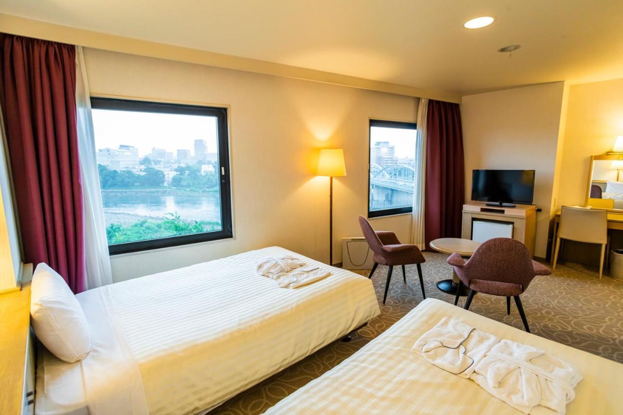 Hotel Sanderson Maebasi Kültér fotó