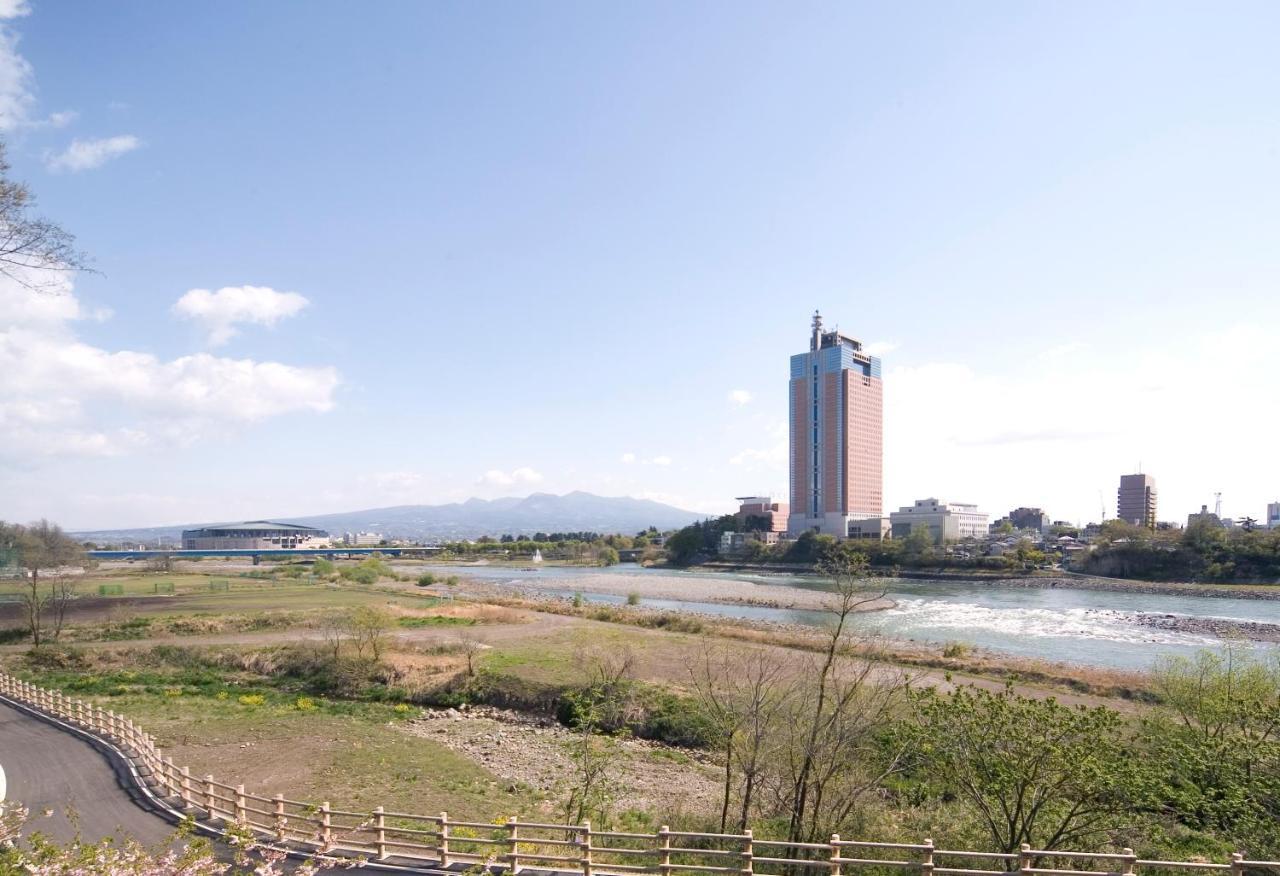 Hotel Sanderson Maebasi Kültér fotó