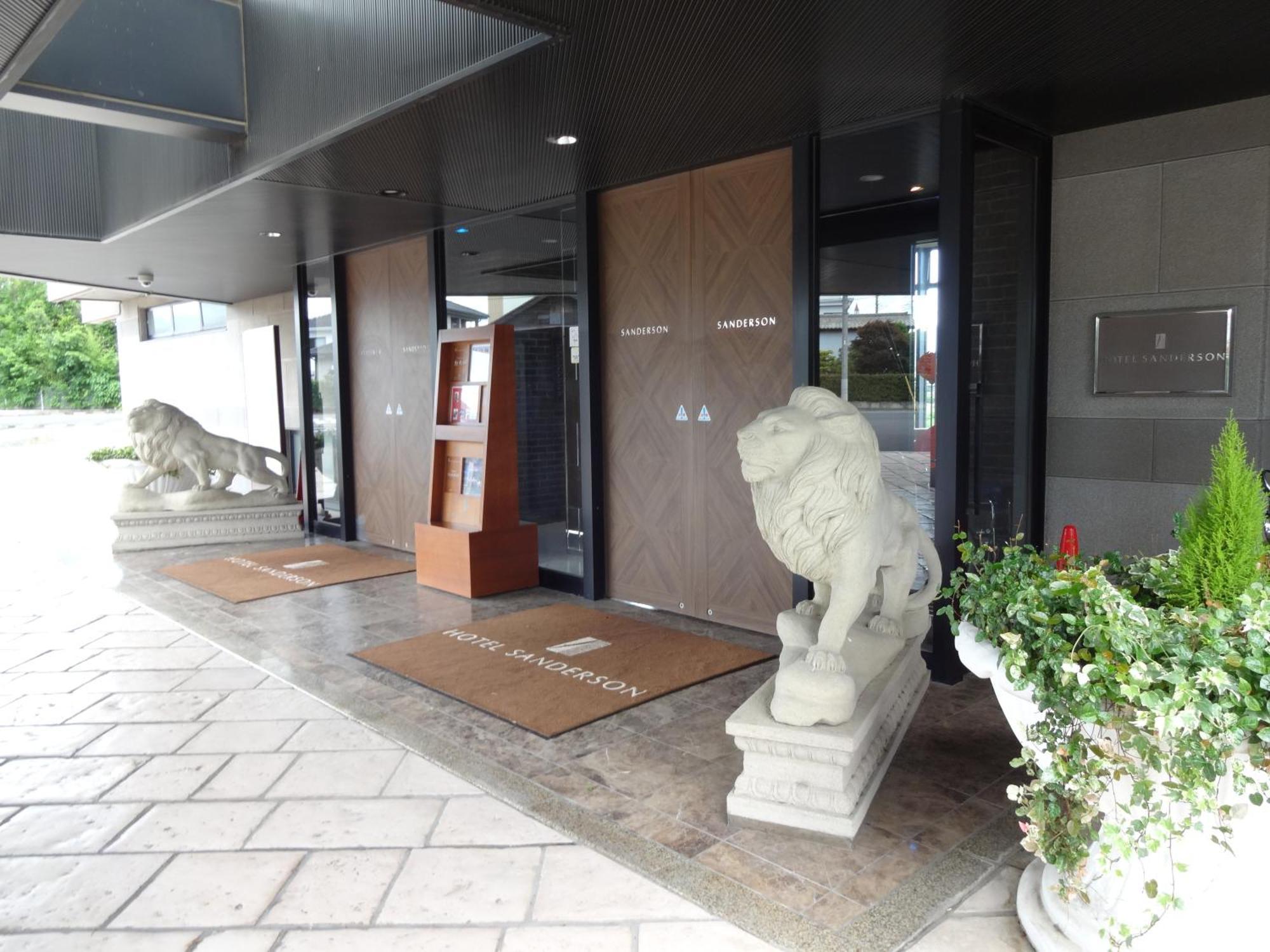 Hotel Sanderson Maebasi Kültér fotó